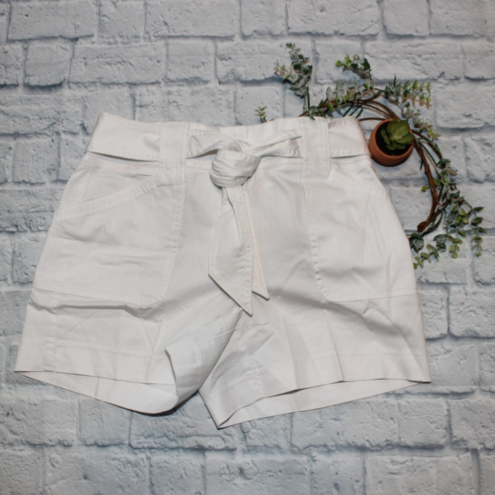 WHBM 4 inch Tie Waste Short